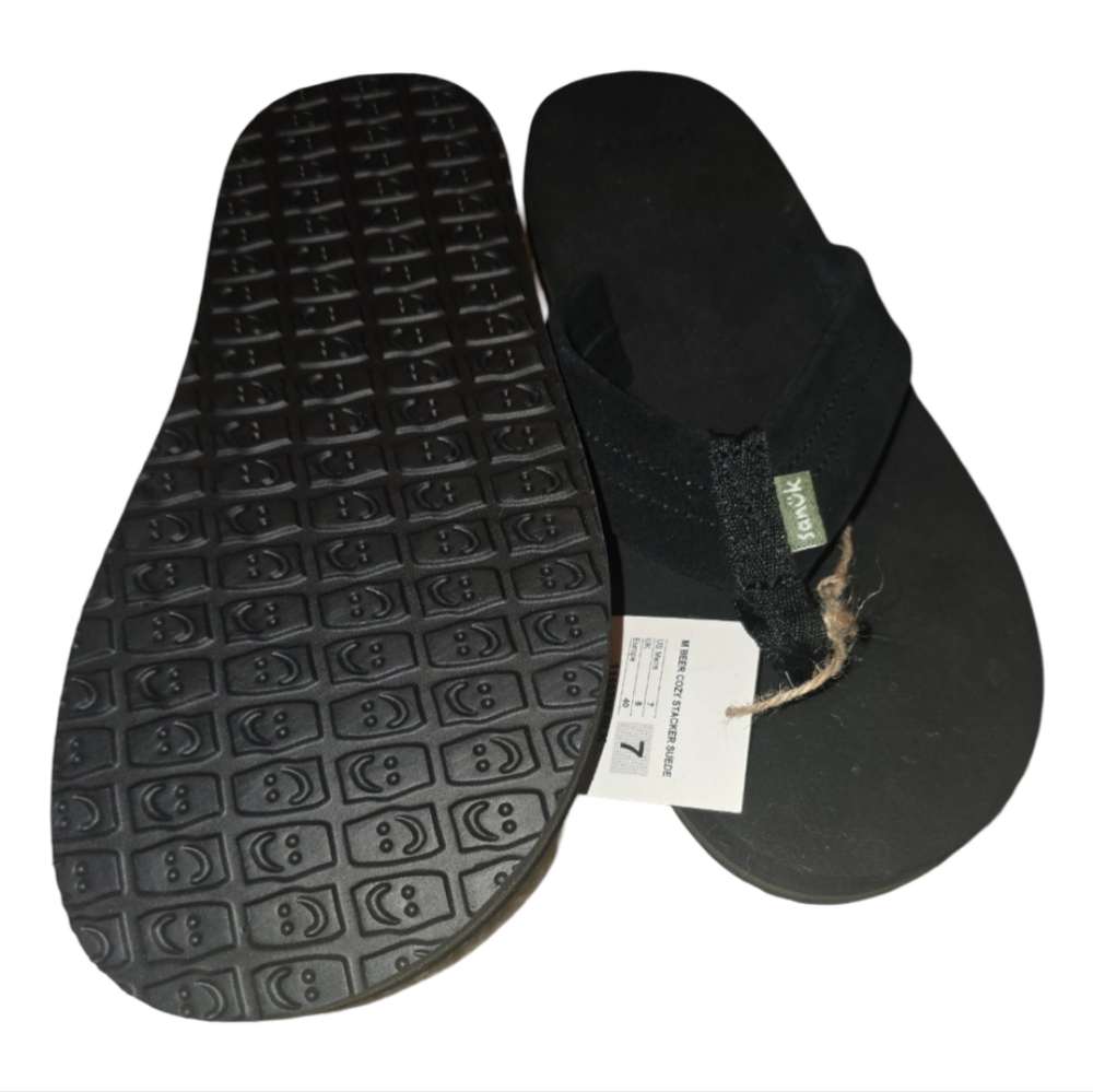 SANUK Men's Black Suede Size 7 Sandals NWT - Picture 6 of 6